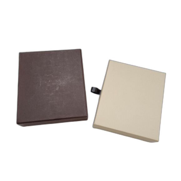 Louis Vuitton LV Wallet Box and Cloth - Picture 5 of 5